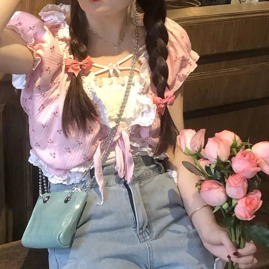 扭曲效应 高清封面