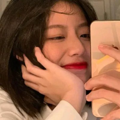 向下扭曲